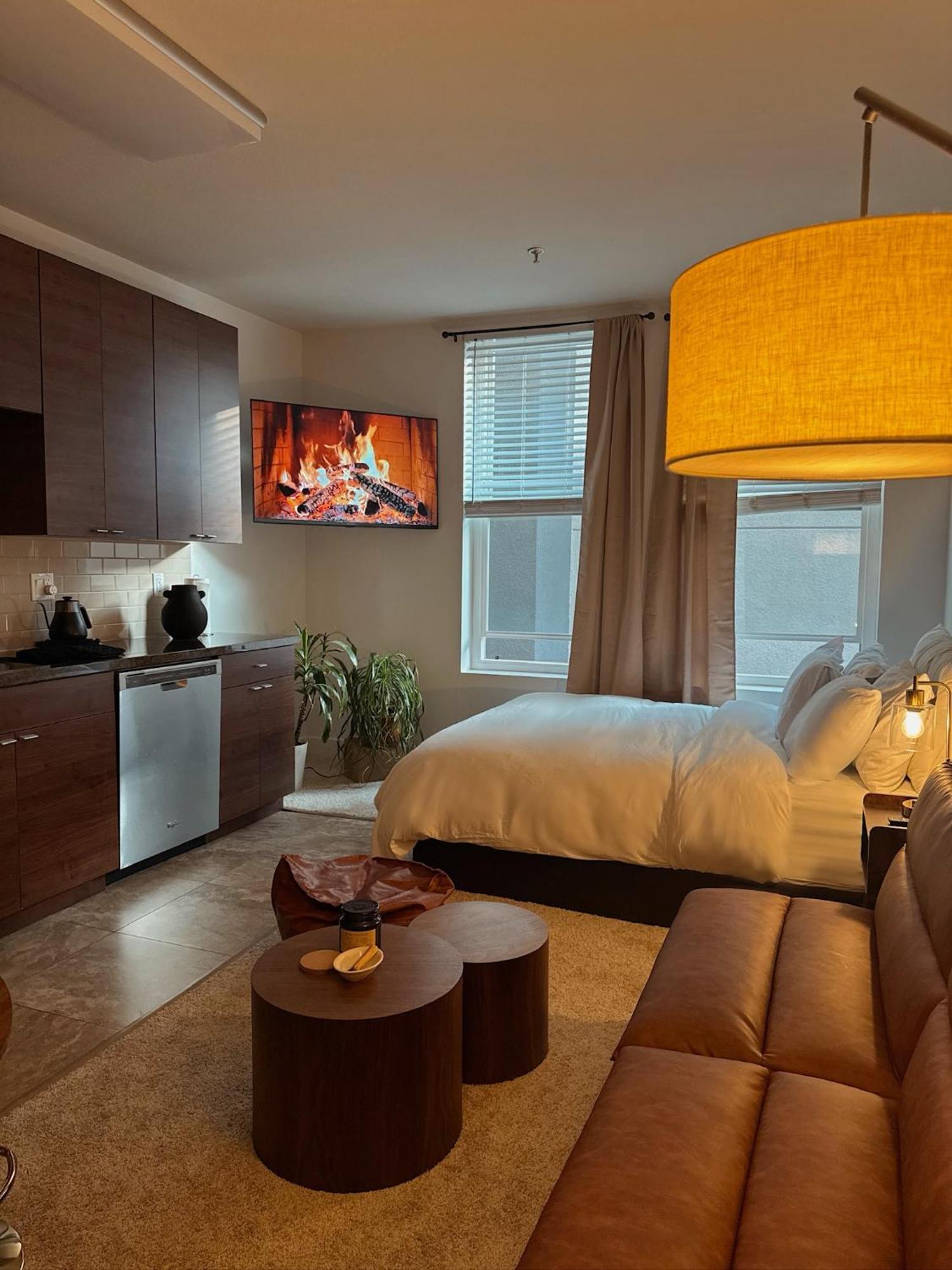 Appartement Elegant At Marina-venice With Pool, Jacuzzi, Gym By Holistica Retreats