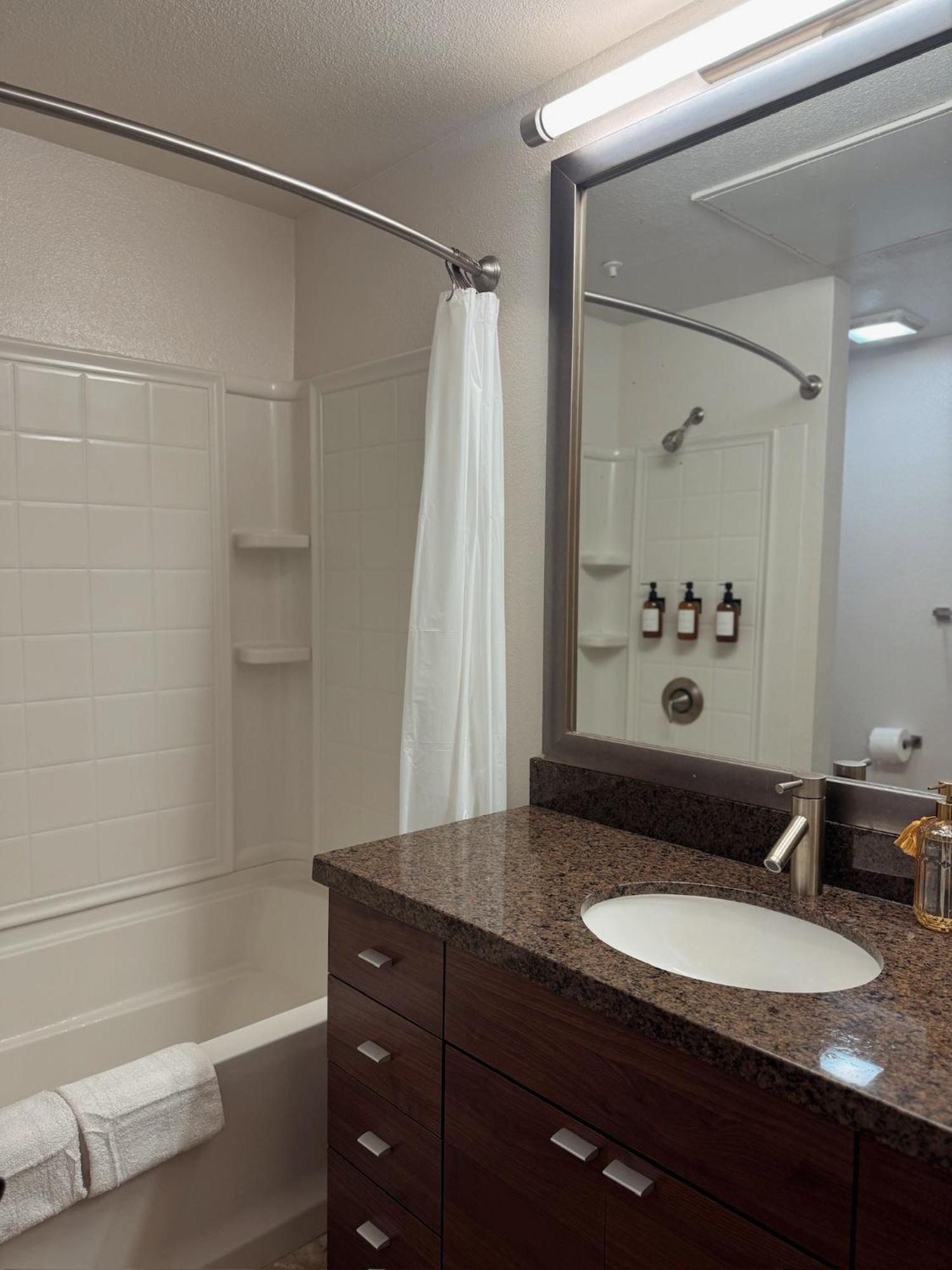Appartement Elegant At Marina-venice With Pool, Jacuzzi, Gym By Holistica Retreats Los Angeles